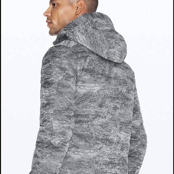 NWT Lululemon Pinnacle Warmth Jacket $398-Size L - Picture 2 of 9